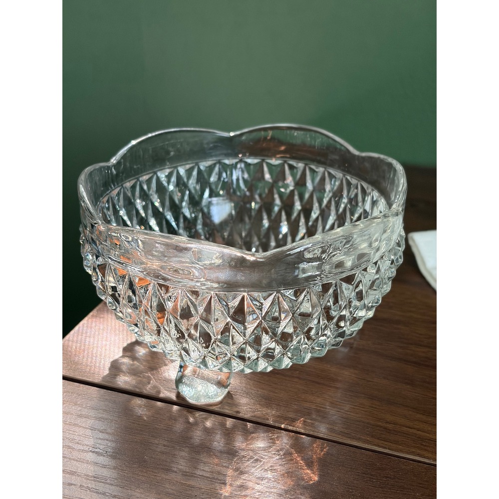 Vintage Clear‎ Pressed Glass Three Footed Scalloped Candy Dish